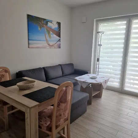 Apartment Haus Lena Sellin (Rugen)